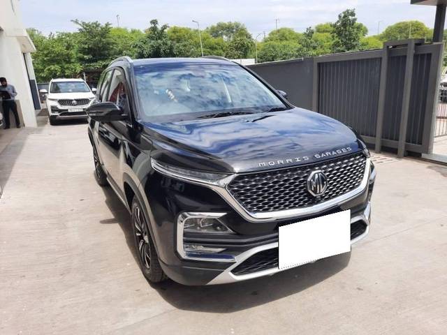 https://images10.gaadi.com/usedcar_image/4348169/original/processed_39d6ec62-1e6b-49b2-bc6a-1cfca730e4de.jpeg?imwidth=6400