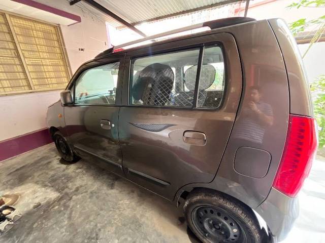 https://images10.gaadi.com/usedcar_image/4348178/original/5c838f3cda10d8f11c1998e28eaa5613.jpeg?imwidth=6402