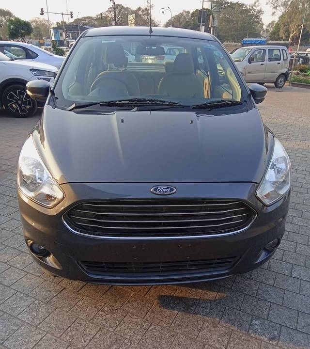 https://images10.gaadi.com/usedcar_image/4348183/original/processed_28ba91e1f516e8902d7c9eb6291cfe6d.jpg?imwidth=6400