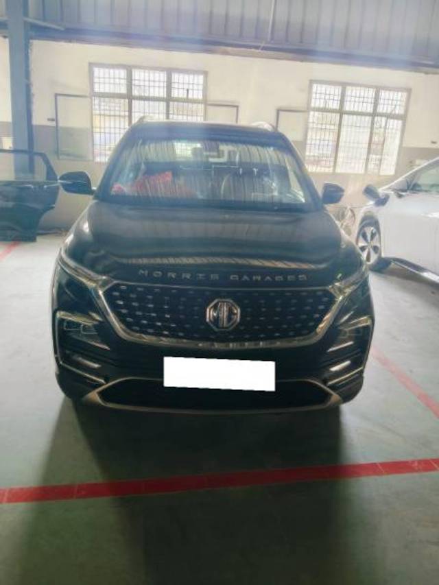 https://images10.gaadi.com/usedcar_image/4348441/original/processed_c3b6747d-cea9-4ee1-9086-f4b33603d0d0.jpg?imwidth=6400