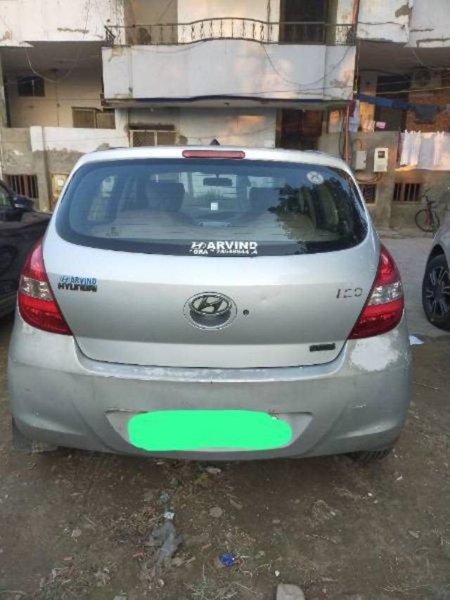 https://images10.gaadi.com/usedcar_image/4348514/original/processed_d6167173-a028-44d6-bbf5-178039e8d2ed.jpg?imwidth=6401