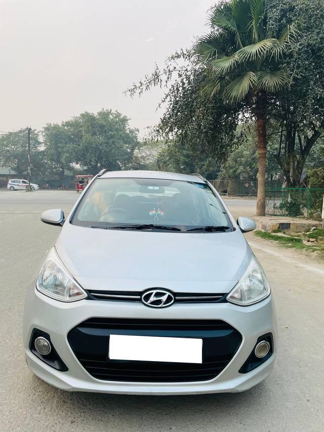 https://images10.gaadi.com/usedcar_image/4348718/original/processed_cf770094b157520d9bdbcf9d6624dbd8.jpg?imwidth=6401