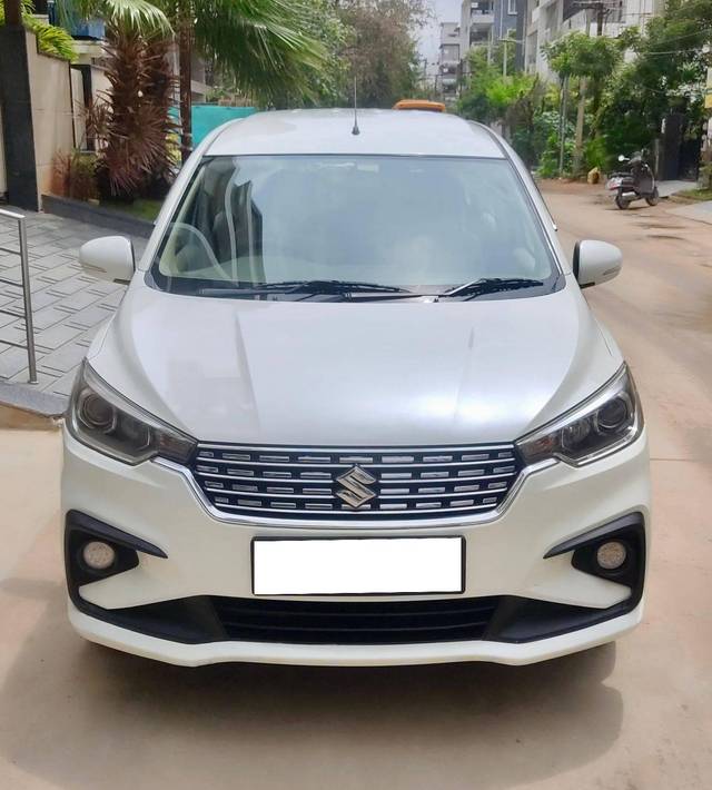 https://images10.gaadi.com/usedcar_image/4348853/original/processed_33f421e39e5b805dbe1610322c88422d.jpg?imwidth=6400