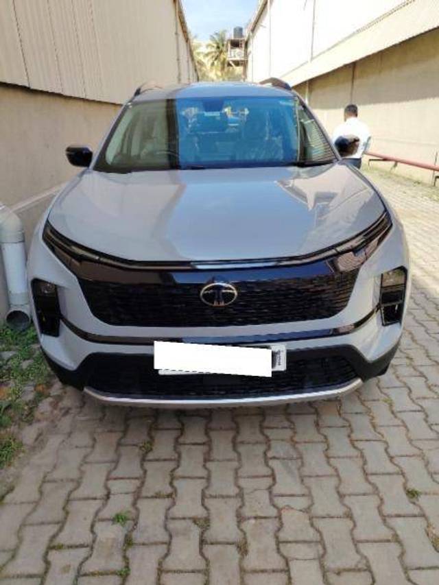 https://images10.gaadi.com/usedcar_image/4348862/original/de0ec5e9c6004b171db0accf3780b97e.jpeg?imwidth=6400