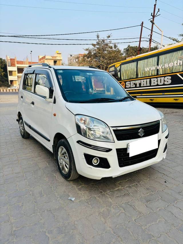 https://images10.gaadi.com/usedcar_image/4348886/original/processed_ff423c2eea4ddbdceb5aeacf183fe836.jpg?imwidth=6400