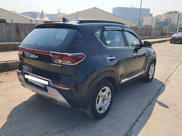 https://images10.gaadi.com/usedcar_image/4348915/original/processed_d60d3a6af0a600987c8f69a56e724b1e.jpg?imwidth=6401