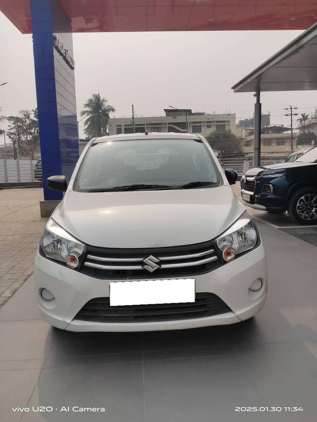 https://images10.gaadi.com/usedcar_image/4348976/original/processed_1e90b4bf8c52c9ebcb7c27021e6bff72.jpg?imwidth=6400