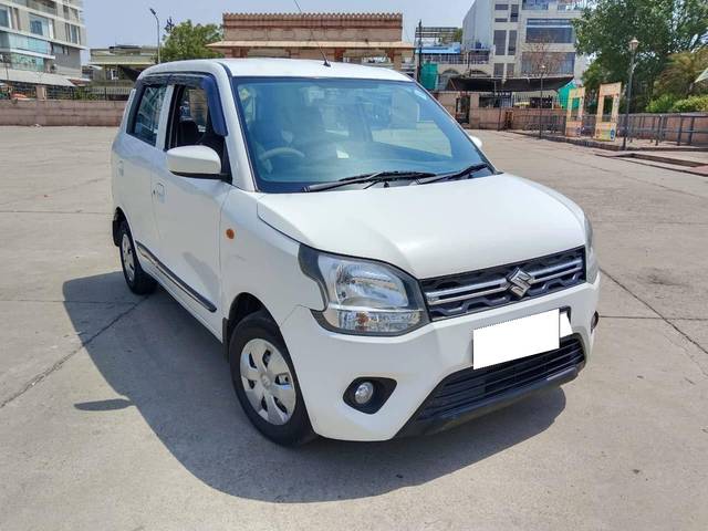 https://images10.gaadi.com/usedcar_image/4348977/original/processed_13fc9808c7011bd7d2dce4f114294344.jpg?imwidth=6400