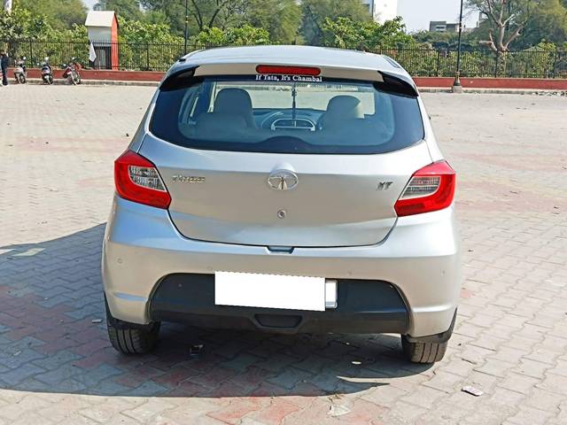 https://images10.gaadi.com/usedcar_image/4348986/original/processed_3dfeef40d6c1f04ceb637abc66ec7529.jpg?imwidth=6401