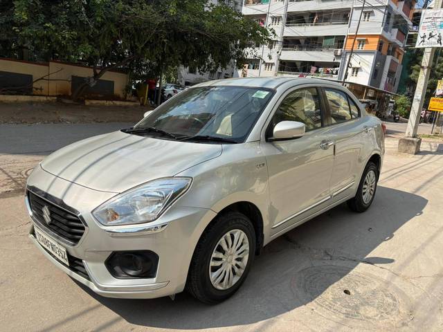 https://images10.gaadi.com/usedcar_image/4349077/original/processed_061a61b1357bd36d6bf8d31606e4b333.jpg?imwidth=6402