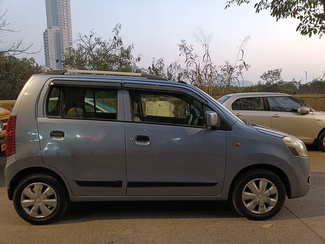 https://images10.gaadi.com/usedcar_image/4349101/original/d3b677c748fff31031b94e91cabc18c0.jpg?imwidth=6401