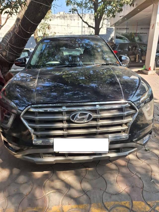 https://images10.gaadi.com/usedcar_image/4349144/original/processed_3938794503ceba26845bd07b5bbe1fcf.jpg?imwidth=6402