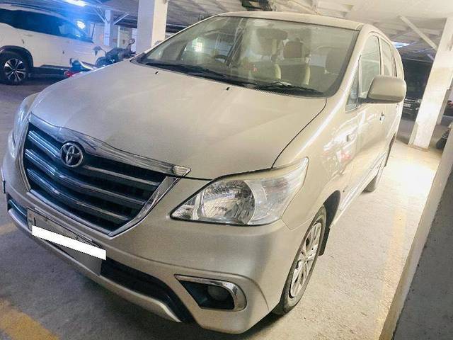 https://images10.gaadi.com/usedcar_image/4349166/original/c400f2f19d3fe42012de25f4eb23e30a.jpeg?imwidth=6401