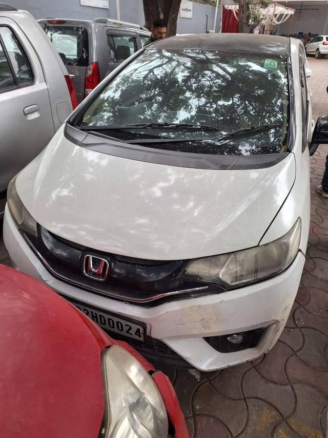 https://images10.gaadi.com/usedcar_image/4349172/original/processed_fcbad0350250783f44470e26a610aff0.jpg?imwidth=6402