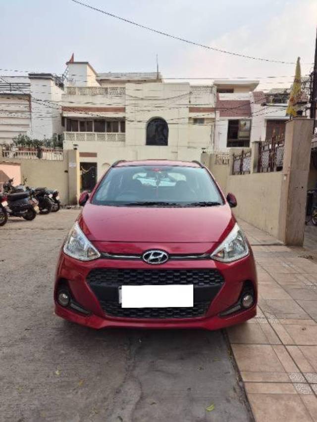 https://images10.gaadi.com/usedcar_image/4349177/original/processed_121888bb-d068-4b74-bbeb-a5747bd50c71.jpg?imwidth=6400