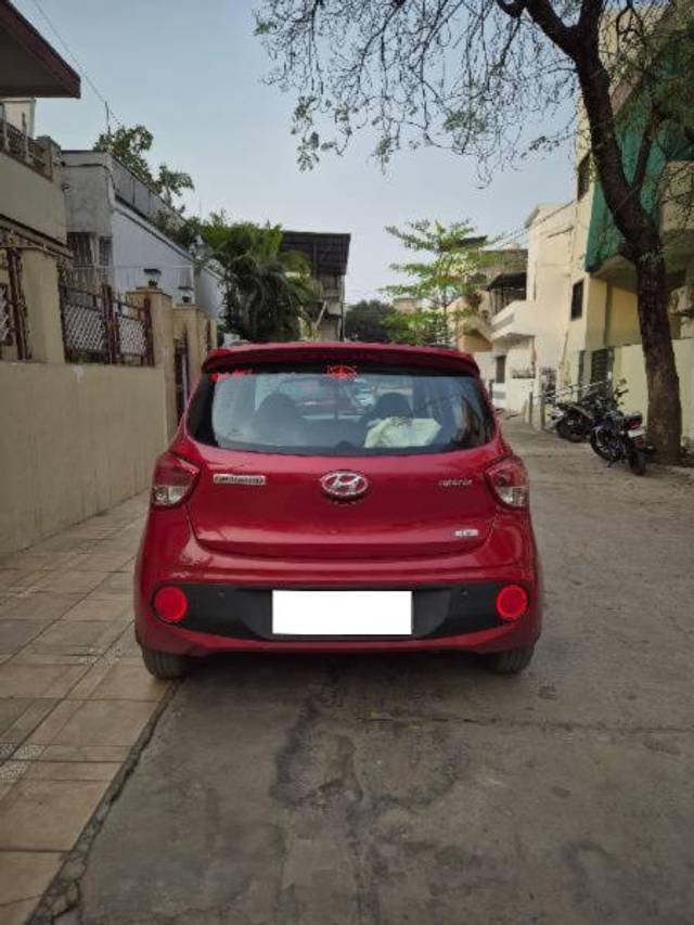 https://images10.gaadi.com/usedcar_image/4349177/original/processed_6cad5af3-2290-43e6-b24d-b958c8bbfecf.jpg?imwidth=6402