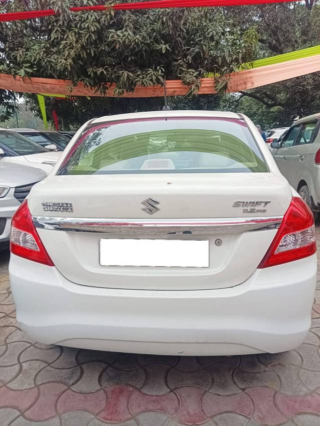 https://images10.gaadi.com/usedcar_image/4349196/original/processed_de4cc0a5ace80e60e42b1898dccc7458.jpg?imwidth=6401