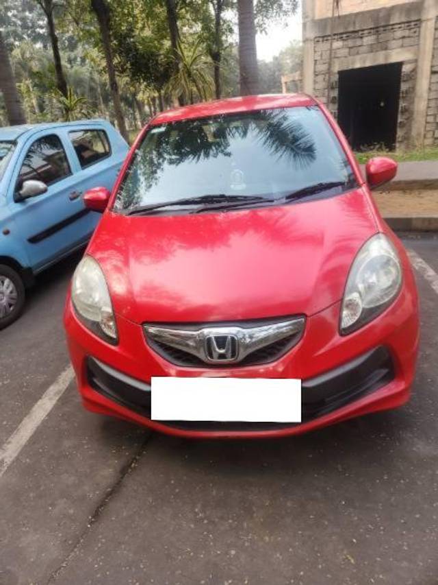 https://images10.gaadi.com/usedcar_image/4349219/original/processed_fffb8846-4104-4ee3-8405-1d504a464220.jpg?imwidth=6400