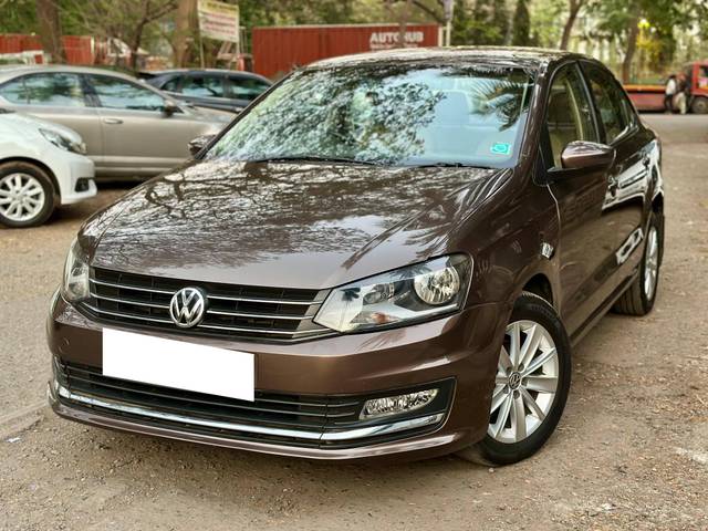 https://images10.gaadi.com/usedcar_image/4349248/original/processed_79bff202868cf8ef01c04663b190d951.jpg?imwidth=6400