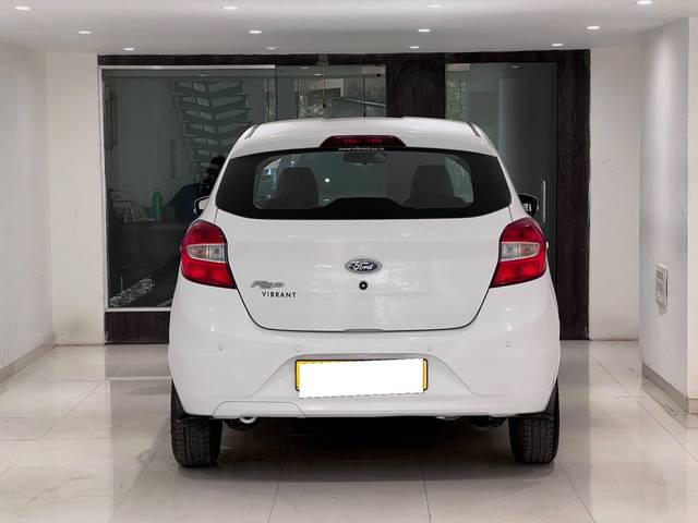 https://images10.gaadi.com/usedcar_image/4349328/original/processed_ce8c814dd68fb8cadc702c31395f4588.jpeg?imwidth=6401