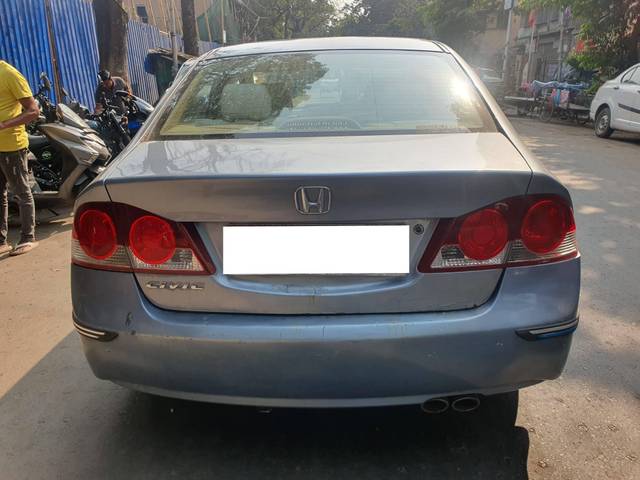 https://images10.gaadi.com/usedcar_image/4349425/original/processed_114cc62cc252510ec5b3d94d1145570f.jpg?imwidth=6402