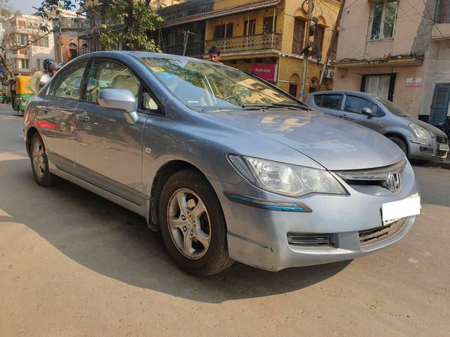 https://images10.gaadi.com/usedcar_image/4349425/original/processed_28f71ce1a507b2e7ac96be368872190e.jpg?imwidth=6400