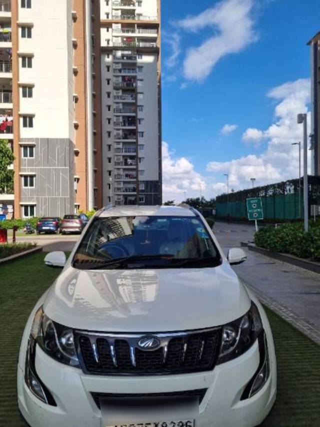 https://images10.gaadi.com/usedcar_image/4349449/original/processed_29c62f5e-f0c6-4aed-ad43-194d312590e2.jpg?imwidth=6402