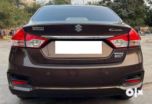 https://images10.gaadi.com/usedcar_image/4349571/original/processed_4c6837e8b17d190b1e8a0ff3ae2887fa.jpeg?imwidth=6402