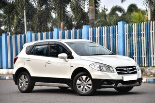 Maruti S Cross 2015-2017 Maruti S Cross DDiS 200 Alpha