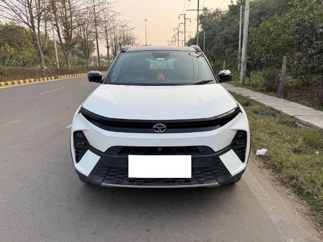 https://images10.gaadi.com/usedcar_image/4349645/original/processed_3901cc6a-dfa4-4f58-8ab3-25fcd3205d69.jpg?imwidth=6400