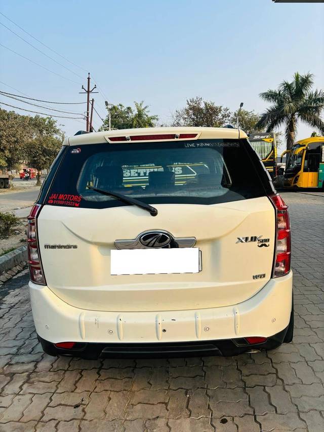 https://images10.gaadi.com/usedcar_image/4349654/original/processed_5bdae1d01b246951fcc480d84df744c0.jpg?imwidth=6401