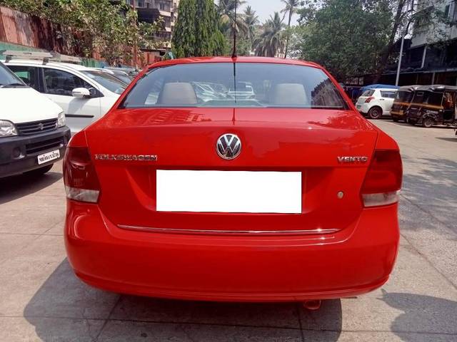 https://images10.gaadi.com/usedcar_image/4349725/original/processed_f063d37787b0d5b245fdc489b7c29a6d.jpg?imwidth=6402