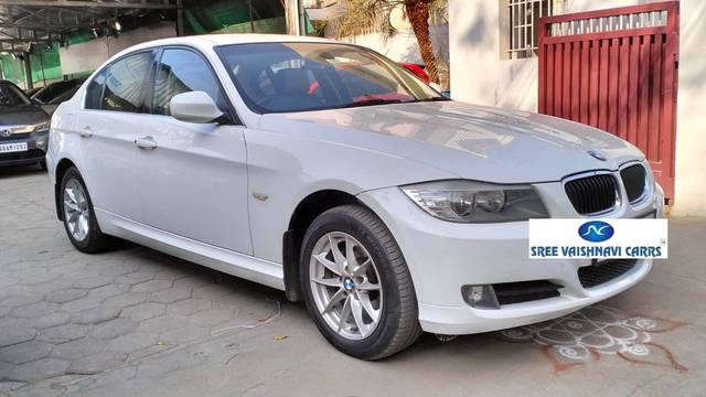 https://images10.gaadi.com/usedcar_image/4349800/original/processed_80feb51b079a37814f81a49eabd6f091.jpg?imwidth=6400