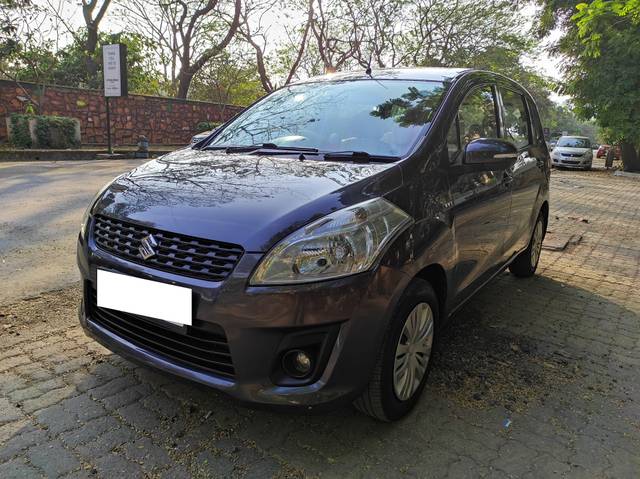 https://images10.gaadi.com/usedcar_image/4349814/original/processed_67013a662278fc57f4bcf129e432d439.jpg?imwidth=6402