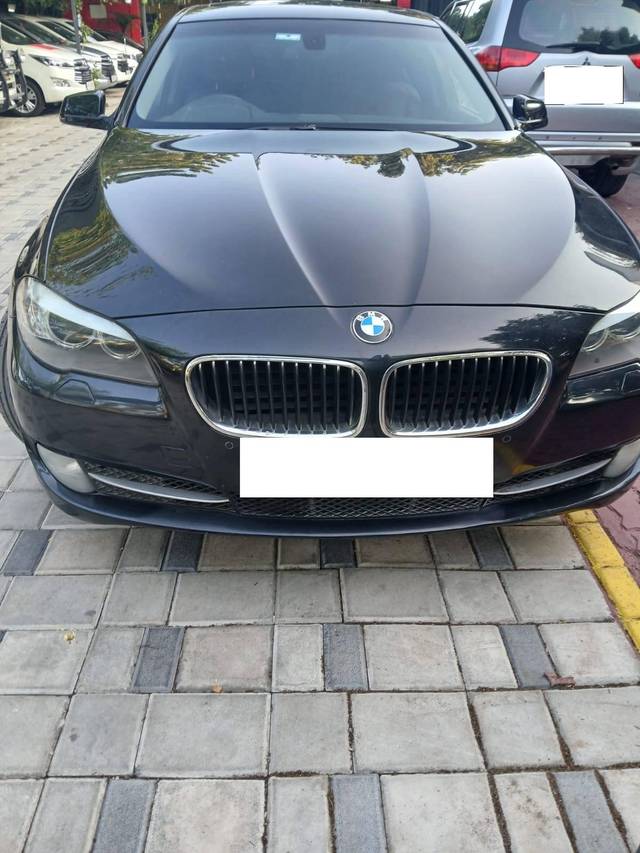 https://images10.gaadi.com/usedcar_image/4350036/original/processed_ebf1b1b220c9323ae92db28ee9ff9f71.jpg?imwidth=6400