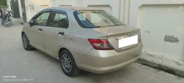 https://images10.gaadi.com/usedcar_image/4350044/original/processed_64eb7c55-de78-4c7d-a903-feab05d064ea.jpg?imwidth=6400