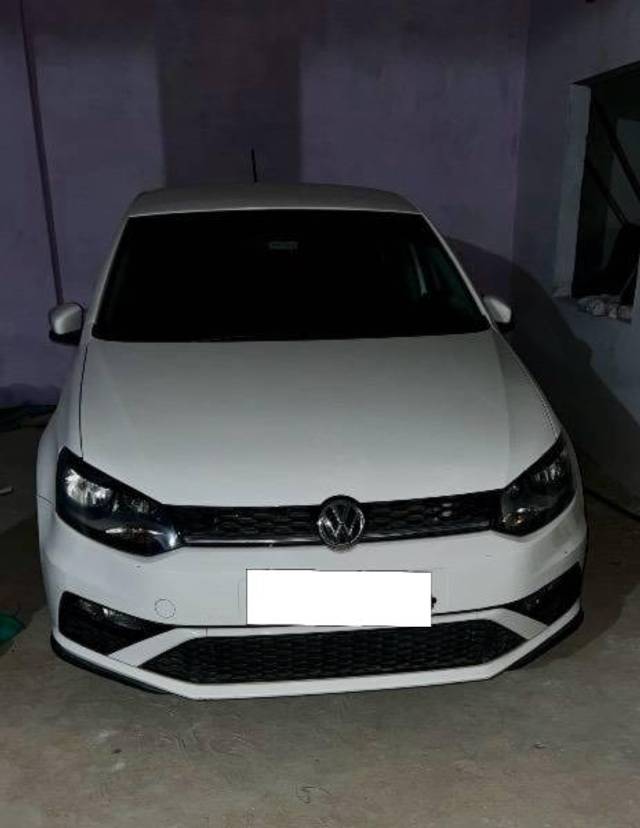 https://images10.gaadi.com/usedcar_image/4350059/original/processed_0d79e80a-97fe-4e36-9b8b-97756185fa5b.jpeg?imwidth=6401