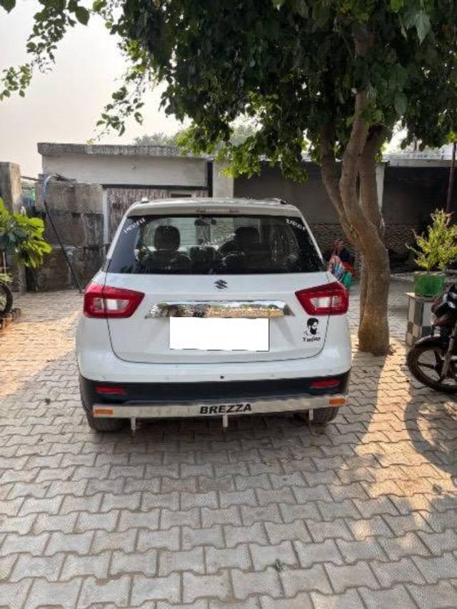 https://images10.gaadi.com/usedcar_image/4350063/original/processed_46bca7dd-7898-4946-af48-d8b14c07b8ae.jpeg?imwidth=6401