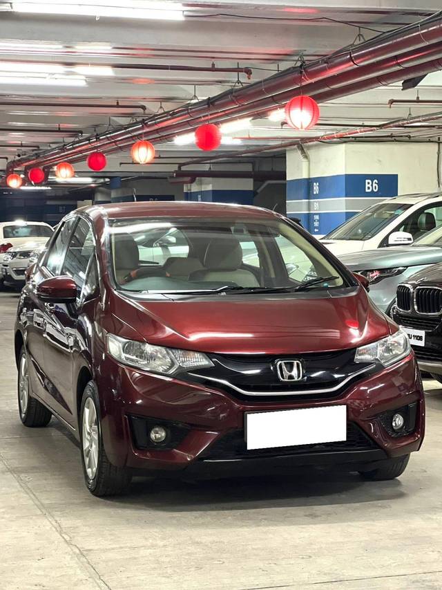 https://images10.gaadi.com/usedcar_image/4350210/original/processed_719dd3cc089a5c1eca47b5f11fa7581b.jpg?imwidth=6400