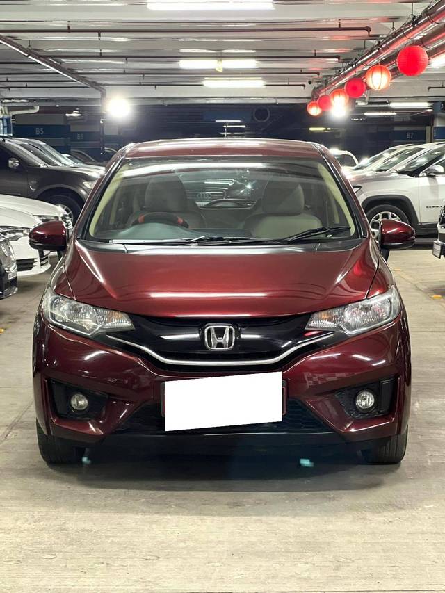 https://images10.gaadi.com/usedcar_image/4350210/original/processed_f7e3e8673586b64ba02e95dca00677fe.jpg?imwidth=6402