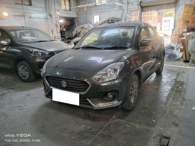 https://images10.gaadi.com/usedcar_image/4350262/original/processed_ca1b81af-e901-470f-b311-38be41428f32.jpg?imwidth=6400