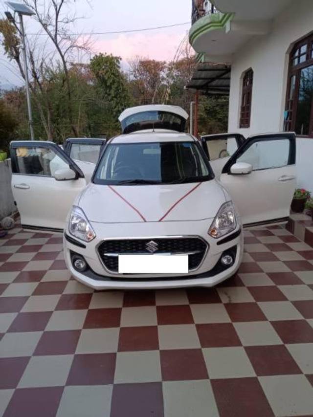 https://images10.gaadi.com/usedcar_image/4350267/original/processed_4a24fbd0-7612-46e9-976c-e55446d64fbd.jpg?imwidth=6400