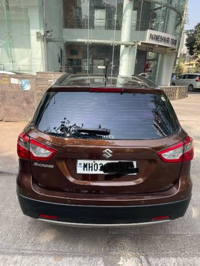 https://images10.gaadi.com/usedcar_image/4350328/original/fdba260f858a40c492dcb17d688c6d1b.jpeg?imwidth=6401