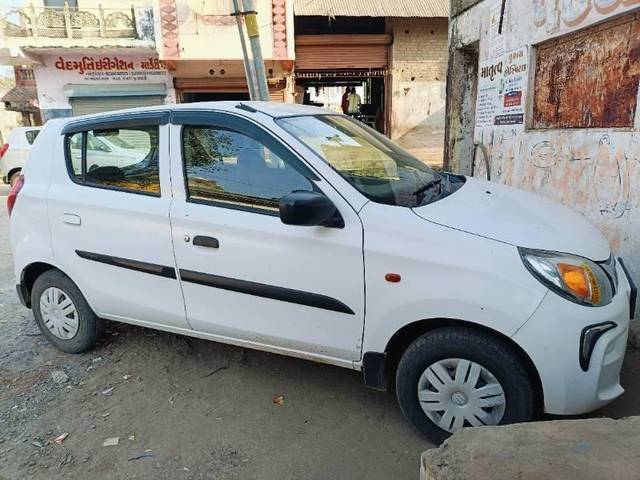 https://images10.gaadi.com/usedcar_image/4350375/original/processed_e35d8613-5298-4f42-85ec-7d8607562cd8.jpg?imwidth=6402