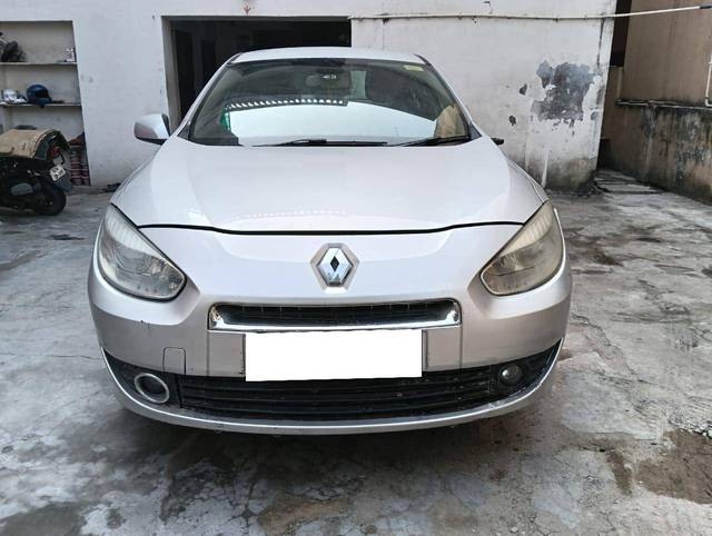 https://images10.gaadi.com/usedcar_image/4350402/original/7677ede0e15352d86a51d40ee8ccc598.jpg?imwidth=6400