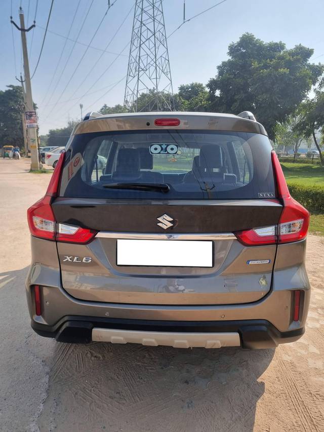 https://images10.gaadi.com/usedcar_image/4350437/original/processed_4d510520bcb8f2719a2d89c6c9a74512.jpg?imwidth=6402