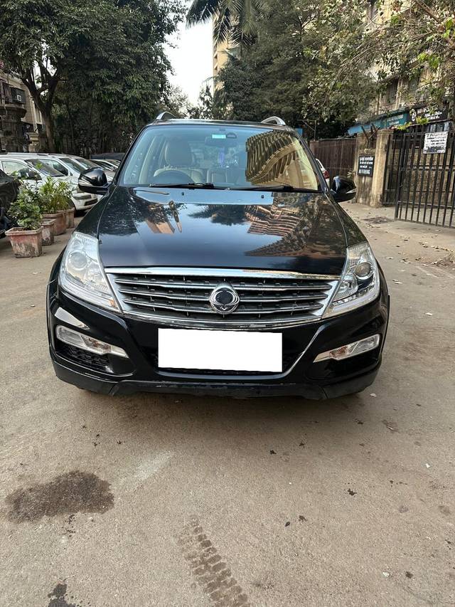 https://images10.gaadi.com/usedcar_image/4350443/original/processed_aa34882f39260a2c4dc9493b24c40852.jpg?imwidth=6402