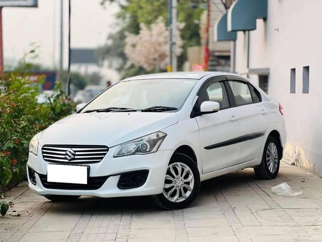 https://images10.gaadi.com/usedcar_image/4350707/original/processed_2f2e7011ce70eca36bcf11111699b033.jpg?imwidth=6402