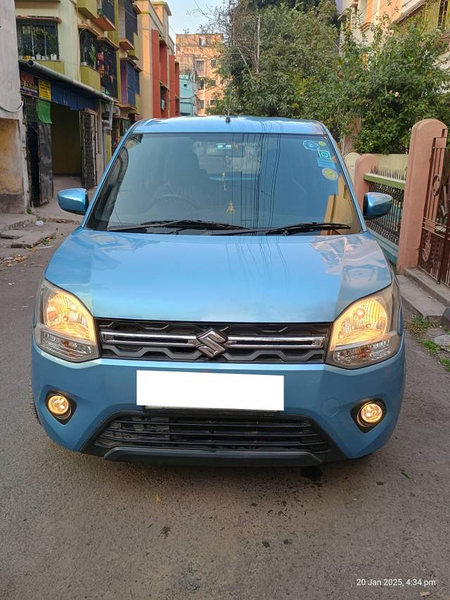 https://images10.gaadi.com/usedcar_image/4350741/original/processed_e5bd81cda274831e6e209ba0610262b8.jpg?imwidth=6402