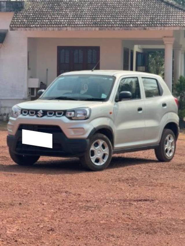 https://images10.gaadi.com/usedcar_image/4350780/original/processed_0340dd29-05b2-4883-ac5e-25717551b794.jpeg?imwidth=6400